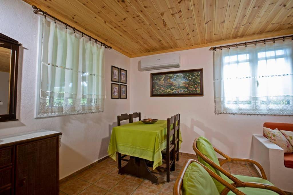 Villa Agrampeli Ierissós Esterno foto