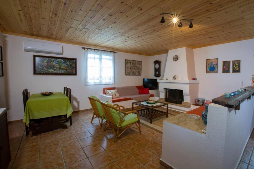 Villa Agrampeli Ierissós Esterno foto